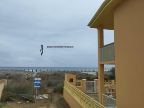 Luna Apartment- Fronte Mare La Caletta